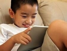 必須重視!孩子玩電子產(chǎn)品的6大危害